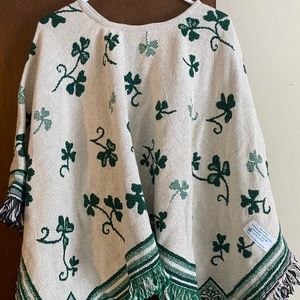 Women’s Reversible Irish Shawl